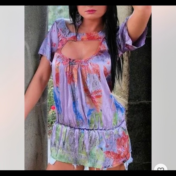 Sexy Lilac Purple Floral Cut Out Poly Elastic tunic Cleavage top Glam Trendy Top - Picture 2 of 6